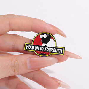 Sming Pins Hold on Your Butts Esmalte Pins Custom <span class=keywords><strong>Science</strong></span> <span class=keywords><strong>Fiction</strong></span> Adventure <span class=keywords><strong>Movies</strong></span> Broche inspirado Camisa Insignia de solapa - Product Image 1