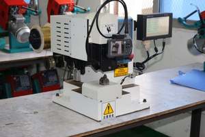 Máquina de prensado de empalme de alambre de tira de cobre súper silenciosa de alta precisión, equipo de empalme de arnés de cable de correa de cobre de 4mm - Product Image 5