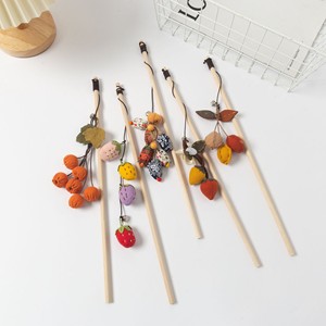 58 Jouets à mâcher en satin avec pompon pour chat, pour utilisation en intérieur/extérieur, vente en gros - Product Image 2
