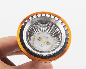 Luce per rettili 3W LED <span class=keywords><strong>UVB</strong></span> 5.0/10.0: lampadina UVA/<span class=keywords><strong>UVB</strong></span> ideale per tutti i rettili e anfibi - Product Image 5