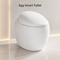 Toilette intelligente en forme d'œuf avec bidet intégré, capteur de pied pour le chasse d'eau, siège chauffant et télécommande