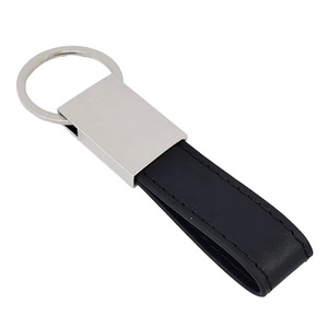 Porte-clés de voiture en cuir PU/véritable de haute qualité, écologique, avec logo d'entreprise personnalisé, <span class=keywords><strong>color</strong></span>é, en alliage de zinc, pour la rentrée scolaire/la remise des diplômes - Product Image 1