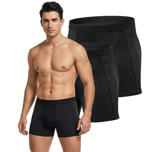 Sous-vêtements ajustés noirs pour hommes, shorts en spandex et polyester respirants, taille adulte - Product Image 1