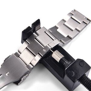 JUELONG <span class=keywords><strong>Bracelet</strong></span> de montre en acier inoxydable à trois maillons avec barres à ressort à dégagement rapide <span class=keywords><strong>Bracelet</strong></span> de remplacement pour hommes et femmes - Product Image 4