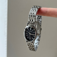 Montre NAIDU 3718, nouvelle montre vintage ovale en alliage à quartz pour femmes, avec petit cadran, élégante, légère, luxe, simplicité