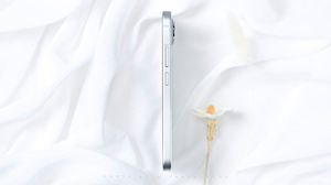 Vi Vo S50 Pro Mini, Teléfono Inteligente 5G con Pantalla AMOLED de 6.31'' y 1.5K a 120Hz, Procesador Snapdragon 8 Gen 5 de Ocho Núcleos, Batería de 6500mAh, Carga Rápida de 90W, Cámara de 50MP y Diseño Compacto - Product Image 4