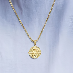 Collier pour homme avec pendentif médaillon vintage en or, motif croix/cercle Saint-Christophe et Jésus - Product Image 4