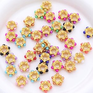 แหวนประดับเพชรพลอยรูปพวงหรีดดอกไม้หลากสีสัน ดีไซน์เนอร์ยอดนิยม ปี 2025 ชุบทอง/เงิน ทำจากโลหะผสมสังกะสี สำหรับทำเครื่องประดับ - Product Image 3