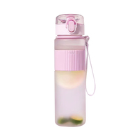Bouteilles d'eau pour excursion en plein air Bouteille d'eau classique en plastique personnalisée pour le sport