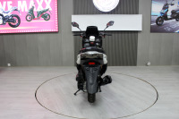 Vente en gros Usine Promotion Scooter Moto à Essence 150cc Automatique Pas Cher Moto à Essence 2 Roues