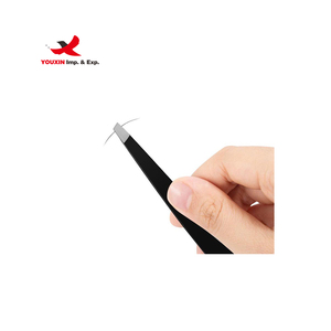 Kit d'installation de perruque et d'extensions capillaires : ciseaux, pinces, rasoirs pour lace frontale – Outils de coiffure à prix de gros pour approvisionnement mixte - Product Image 4