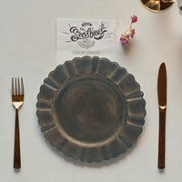 Assiette de présentation artisanale en PP motif végétal, 33 cm de diamètre, élégante et luxueuse, réutilisable pour mariage et dîner