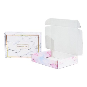 Muestra Gratuita de Caja de Embalaje de Cartón Corrugado para Envíos Postales, con Logotipo Personalizado Impreso en Color Morado, para Suscripciones - Product Image 2