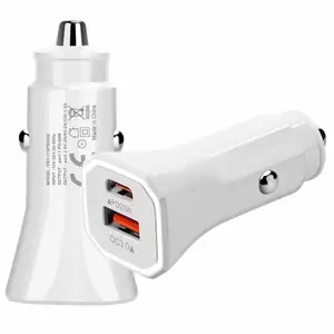 Wholesale custom dual USB+PD port car charger Fast charging adapter for mobile phone charging