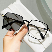 Lunettes de myopie à couleur changeante, unisexes, ultra-légères, rétro, anti-lumière bleue, style coréen, monture carrée tendance