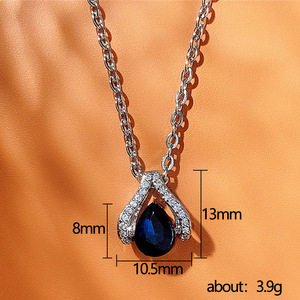 Collana con Ciondolo a Goccia Classico per Donne, Colore Blu Reale, Elegante Accessorio di Moda Quotidiana - Product Image 4