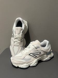 Calzado Deportivo de Malla Transpirable y Cuero de Lujo Modelo 9060, Diseño de Alta Calidad 2026, Zapatos Casuales de Moda para Hombre y Mujer - Product Image 2