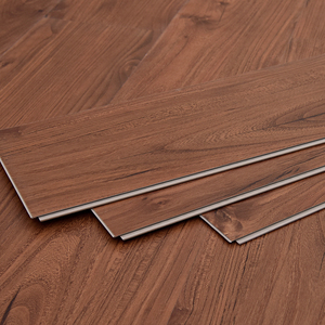 Plancher SPC à clipser Guangzhou Light Wood 7 mm, plancher flottant <span class=keywords><strong>PVC</strong></span> 5 mm, revêtement de <span class=keywords><strong>sol</strong></span> vinyle SPC étanche <span class=keywords><strong>gris</strong></span> - Product Image 1