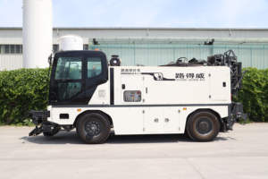 آلة متعددة الوظائف لإعادة تدوير الأسفلت الساخن ورصف الطرق وضغطها وترميم الحفرات - Product Image 2