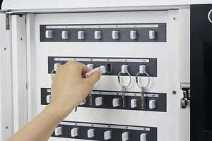 Landwell K26, Sistema Android, Armario Inteligente para Almacenamiento <span class=keywords><strong>de</strong></span> Llaves con 26 Ranuras, Acceso por Reconocimiento Facial/Huella Dactilar/Tarjeta/Contraseña, Pantalla Completa <span class=keywords><strong>de</strong></span> 7 Pulgadas - Product Image 3