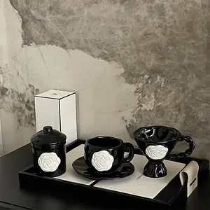 französische klassische vintage-kamelia-keramik-kaffeebecher untertasse kelch-glas
