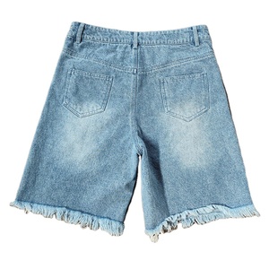 กางเกงขาสั้นออกกำลังกายผู้ชายรุ่นใหม่ ผ้าฝ้ายสั่งทำพิเศษ ความยาวระดับเข่า มีเชือกผูกเอว กางเกงขาสั้นผู้ชายสไตล์ Distressed สำหรับขาย - Product Image 2