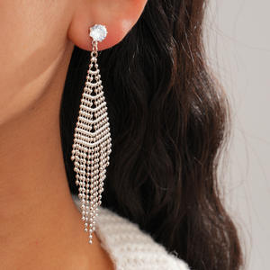 Pendientes de Lujo con Borlas de Zirconia en Forma de Gota de Agua, Aleación de Cobre, Diseño Moderno y Exclusivo para Mujer - Product Image 3