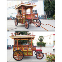 Chariot de mariage classique de style chinois pour remorque de mariage en plein air et vacances touristiques Transport à la mode tiré par des chevaux