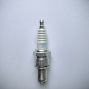 摩托车发动机零件Buja原装NGK蜡烛5722 BR9ES本田汽车，0242255502 /0242255504原始设备制造商9807959840 - Product Image 5