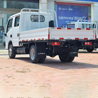 Camiones Multifuncionales de Gran Capacidad con Motor SAIC Yuejin Wuling Liuzhou de 1.6L y Plataforma Plana de 3.1m, Camiones de Carga Ligeros de Doble Cabina