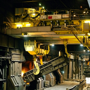 Pont roulant à double poutre YZS <span class=keywords><strong>125</strong></span>-320 tonnes, électrique, robuste, pour fonderie, avec télécommande sans fil pour atelier - Product Image 5