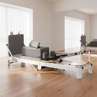 Machine de Pilates Reformer Pliable Personnalisable pour Studio, en Aluminium Blanc et Noir, Reformer Commercial Pliant, Lit de Pilates pour le Renforcement du Tronc