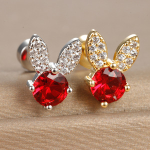 Pendientes de Acero Inoxidable Little Red Book, Suaves y Dulces, con Orejas de Conejo, para Dormir sin Necesidad de Quitarlos - Product Image 2