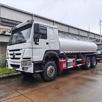 Nouveau Camion-citerne Sinotruk Euro 2 6x4 de 20 m³ à conduite à gauche, robuste, pour le transport de carburant, avec moteur Weichai, à vendre