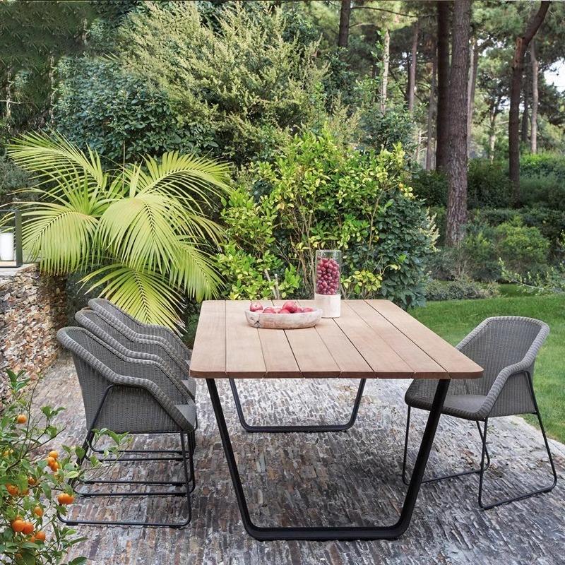 Mesa de teca para cuatro sillas, 160*90 cm