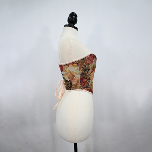 Corsé Vintage de Ganchillo con Estampado Floral Medieval, Top Bustier Ajustado Moldeador, Ecológico y Antibacteriano - Product Image 6