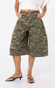 Pantalones Cortos Bermuda de Camuflaje de Algodón Sueltos para <span class=keywords><strong>Mujer</strong></span>, Estilo Cargo Utilitario con Cintura Ajustable, OEM/ODM por Fábrica China - Product Image 2