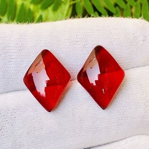 Corindón Rojo Rubí Piedra preciosa facetada Impecable Mozambique Paloma Sangre Rubí Forma ovalada Venta al por mayor Gema suelta-AAA Calibra de calidad superior - Product Image 2