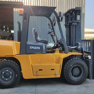 便利なディーゼルフォークリフト4X4 7トンのフォークリフトCPCD70 - Product Image 2