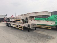 Remorque de transport à 3 essieux, semi-remorque à plateau surbaissé avec échelle hydraulique, remorque à plateau surbaissé robuste à 3 essieux