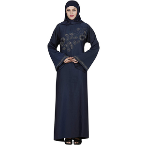 Abaya musulmane brodée sur la poitrine Service OEM personnalisable de style moyen-orient pour femmes - Product Image 1