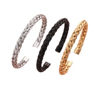 Gelang Terbuka Kawat Terpuntir Klasik Unisex H2 Jewelry E0002, Gelang Bentuk C yang Dapat Disesuaikan untuk Pesta, Warna Emas Baja dan Hitam