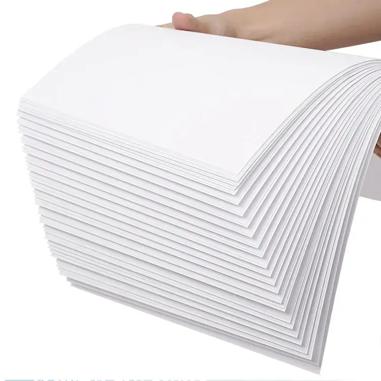 Premium-Qualität aus China 230 gsm ungekleidetes Offsetpapier ungekleidetes weißes Offsetpapier Riesenrolle