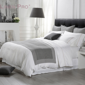 Parure de lit de luxe pour hôtel à Dubaï, taille king, tissu en polycoton, draps, housse de couette - Product Image 5