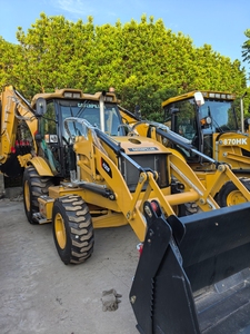 Retroexcavadora Usada Caterpillar 420f 420f2 420e 416e, Tracción en las 4 Ruedas, Transmisión Hidrostática, Carga Nominal de 15 Toneladas, 2001-4000 Horas - Product Image 3