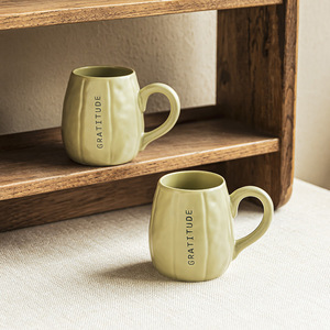 Mug en céramique minimaliste en forme de citrouille créatif avec motif de lettres en relief grande capacité - Product Image 2
