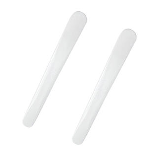 Bâtonnet en plastique blanc de 97 mm <span class=keywords><strong>pour</strong></span> salon de beauté, <span class=keywords><strong>pour</strong></span> mélanger et remuer, spatules cosmétiques en plastique faites <span class=keywords><strong>maison</strong></span> <span class=keywords><strong>pour</strong></span> crème de soin de la <span class=keywords><strong>peau</strong></span> - Product Image 1