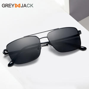 Lunettes de soleil polarisées pour homme Greyjack, monture carrée en métal, verres TAC UV400, style business décontracté, monture complète or et noir - Product Image 1