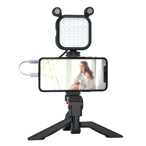 AY-49 điện thoại thông minh vlogging Kit không dây dẫn ánh sáng Microphone Máy tính để bàn phong cách mẫu miễn phí có sẵn cho live <span class=keywords><strong>streaming</strong></span> <span class=keywords><strong>video</strong></span> làm - Product Image 3