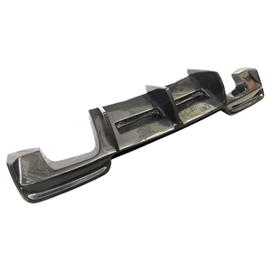 Diffusore Posteriore in Fibra di Carbonio Stile R per BMW Serie 1 E82 E87 E88 - Product Image 4